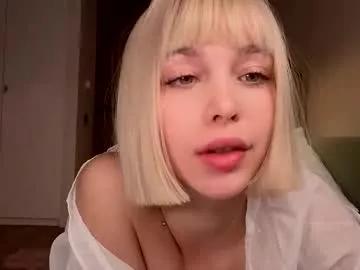 cutieeeeva from Chaturbate
