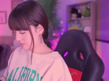 dakotaa_01 — GOAL: (out boobs [66 tokens remaining]  Welcome to my room, darlingI want to experience my first orgasm, can you help me? #new   #latina   #young    #smailtits  #slim  #daddy   #18