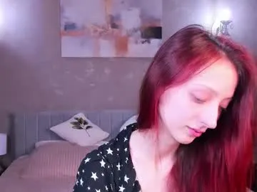 daria_j — sexy dance #shy #skinny #18 #lovense #redhead [15 tokens remaining]