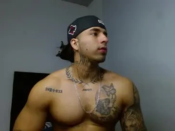 darius_phoenix on Chaturbate