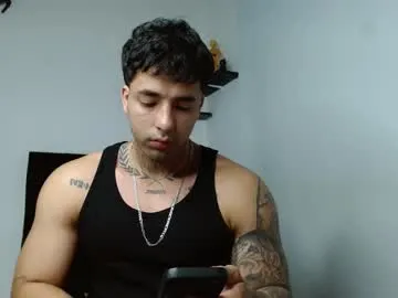 darius_phoenix on Chaturbate