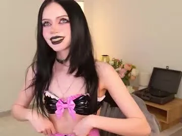dark_diva on Chaturbate