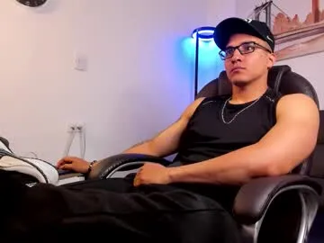 dash_bukoski on Chaturbate