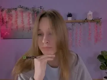 eira_mouse — GOAL: slap ass x2 [80 tokens remaining] Welcome to my room! #shy #blonde #nonude #young #new