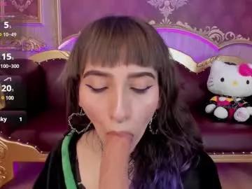 electraraptiss on Chaturbate 