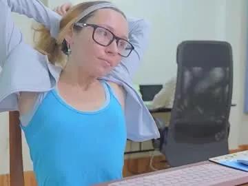 ellcrys from Chaturbate