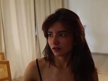 ellelure_ on Chaturbate 