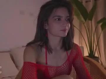 ellelure_ on Chaturbate 