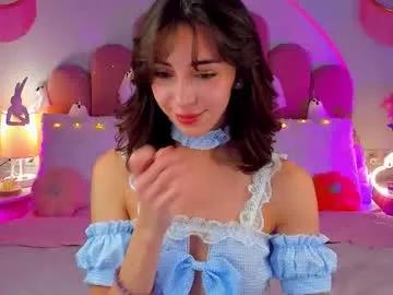 Try cute camwhore Elsa_xo elsa_xo from Chaturbate