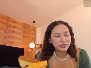 emily_brown04 from Chaturbate