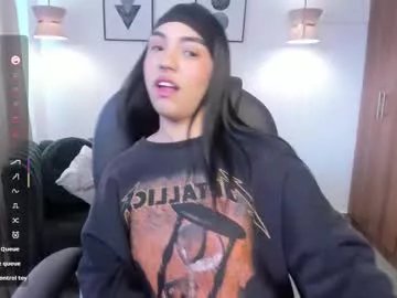 emma_connor1 on Chaturbate 