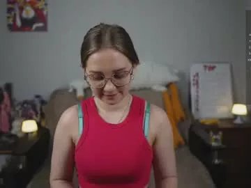 emmatiny on Chaturbate 