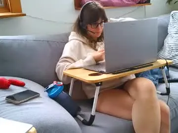 emyxxl on Chaturbate