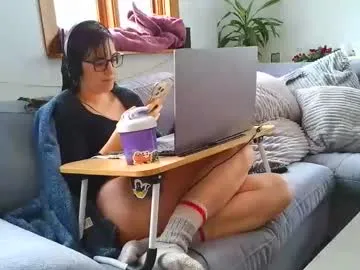 emyxxl on Chaturbate