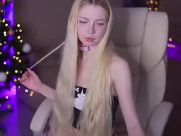 evistarr — GOAL: meow meow  555  keep me wet my fav vibes 11/33/45/111/212/303 #blonde #lovense #new #skinny #18