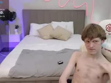 fakeangel87 from Chaturbate