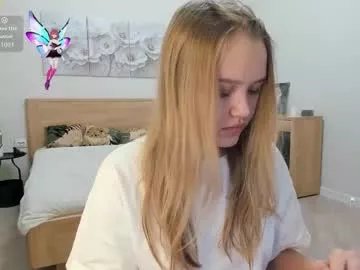 flooora_0 on Chaturbate 