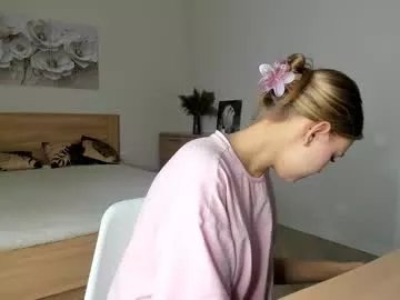 flooora_0 on Chaturbate 