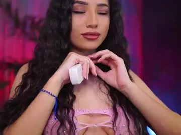 ginavalentinna on Chaturbate