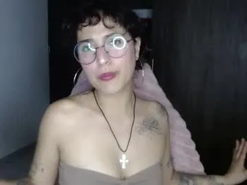 giny_bean — !!!naked show!!! [500 tokens remaining] #18 #smile  #new #young #curvy
