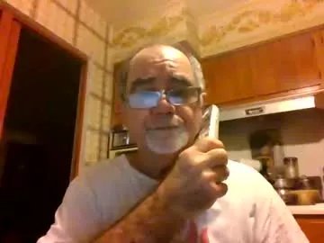 gojo885 on Chaturbate 