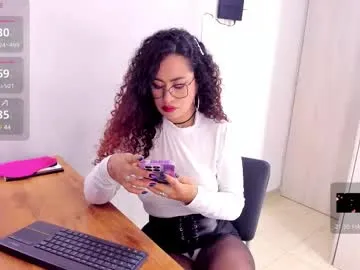 gracehill__ on Chaturbate