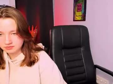 helli_belli on Chaturbate 