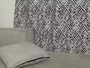 Naked Hotcurvykeisha wants you to fuck her body now hotcurvykeisha from Chaturbate
