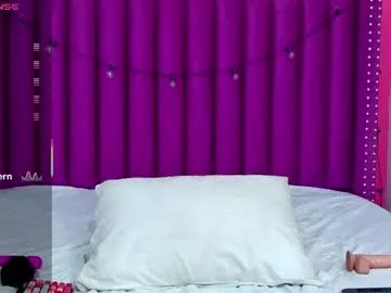 innocenthazel on Chaturbate 