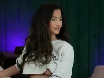 irisnightshade on Chaturbate 