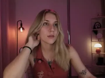 jacky_croft — NAKED  #shy  #lovense #latina #pvt #natural [325 tokens remaining]