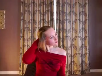 joeytaschler — First tumb up fo meHello, my name is Viki, I'm #18 years old and today I'm here for the first time, I'm #new here. I'm #young and #shy and quite #cute and thin. [25 tokens remaining]