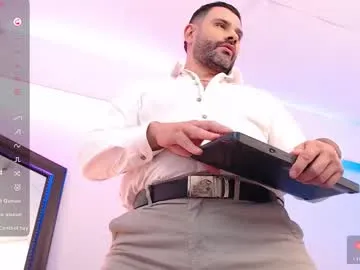 jonas_beard1 — CrazyGoal: Naked