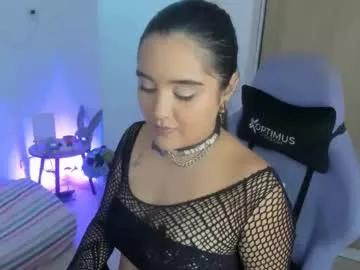 juli_santos_22 from Chaturbate