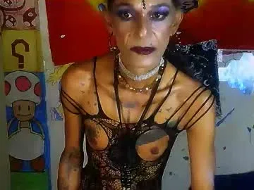 julieth_wolf on Chaturbate