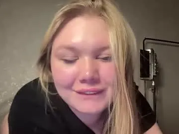 juliexoxxo — Goal: show my tongue and lick my fingers  Nice to meet you! Welcome to our room #teen #young #18 #bigass #bigtits [0 tokens remaining]