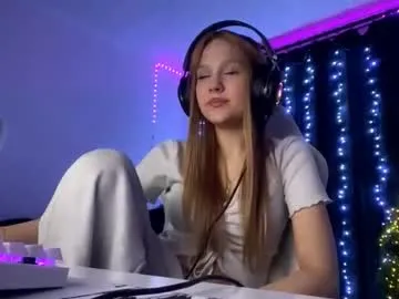 kayceefroehner on Chaturbate