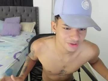 Freechat kings_latins on Chaturbate