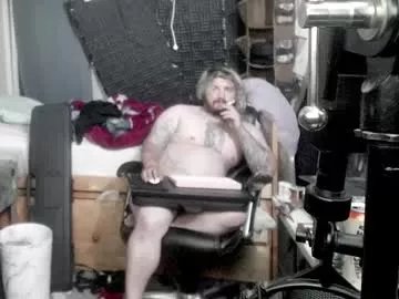 kinkybiguy14 on Chaturbate 