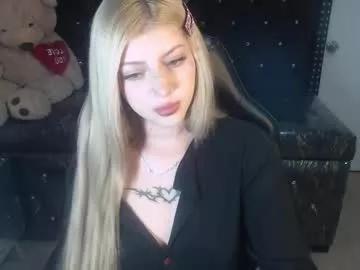 kitty_fox_b on Chaturbate 