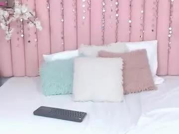 lalycastro on Chaturbate 