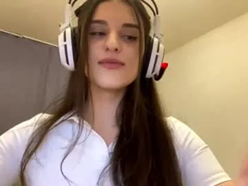 lavonkosbab — Hello i am #new hero GOAL:  Take off sexy shirt for perky boobs  My name is Elina #skinny #teen #bigboobs #18 [0 tokens remaining]