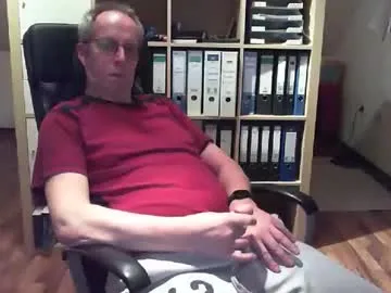 lefti27 — Freechat on Chaturbate