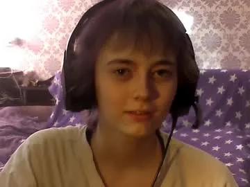 leigharedcross — GOAL: make me smile [23 tokens remaining] Welcome to my room! #teen #18 #cute #shy #new