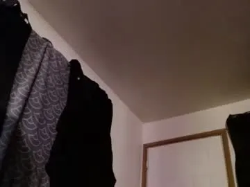 letsplay361 on Chaturbate
