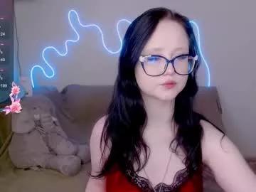 lilhornyprincess on Chaturbate 