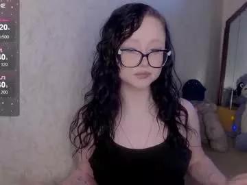 lilhornyprincess on Chaturbate 