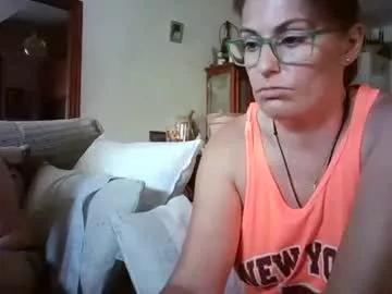 lolahueso on Chaturbate