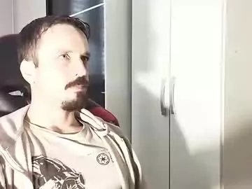 lookaz4010 on Chaturbate 