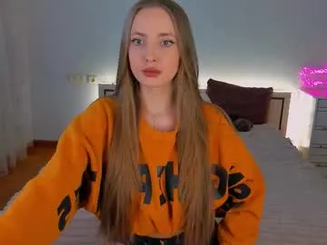 lucia_lucky — flash tits #pvt #new #bigboobs #lovense #bigass [333 tokens remaining]